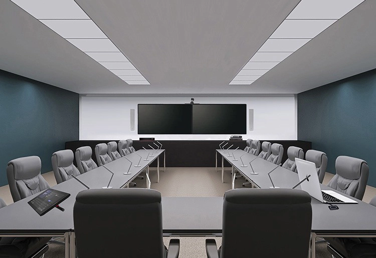 Microsoft Teams Roomsを利用した役員会議室